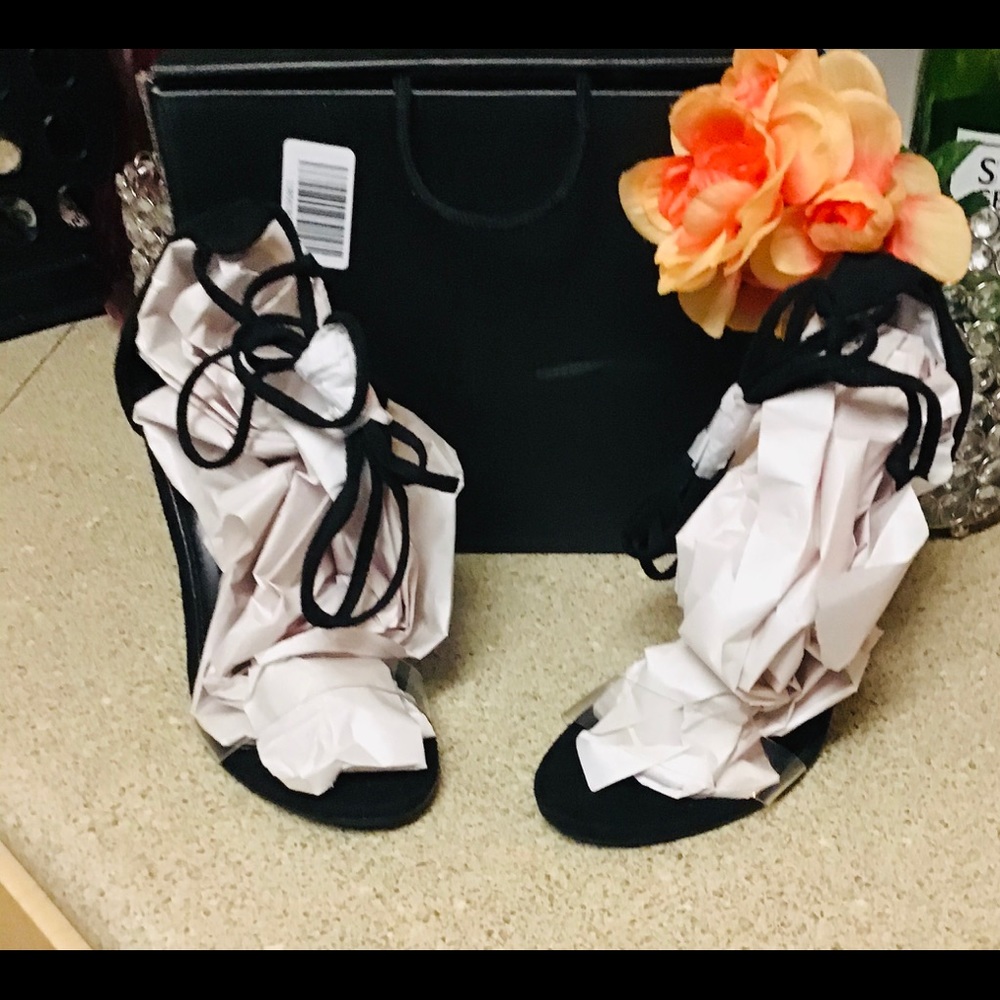 Black Wedges - Picture 5 of 9